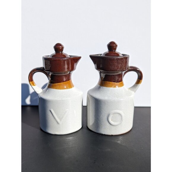 1970's Vintage Boho Stoneware Olive Oil and Vinegar Cruets - Picture 3 of 7